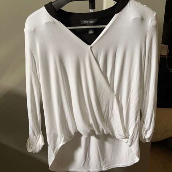 White House Black Market Top - Picture 1 of 2